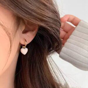🍏50% OFF/3+...Pretty Little Heart and Hoop Earrings (Ivory)